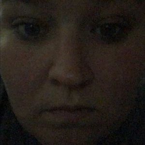 Meet your Posher, Carla